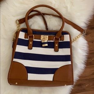 Navy and white summer bag